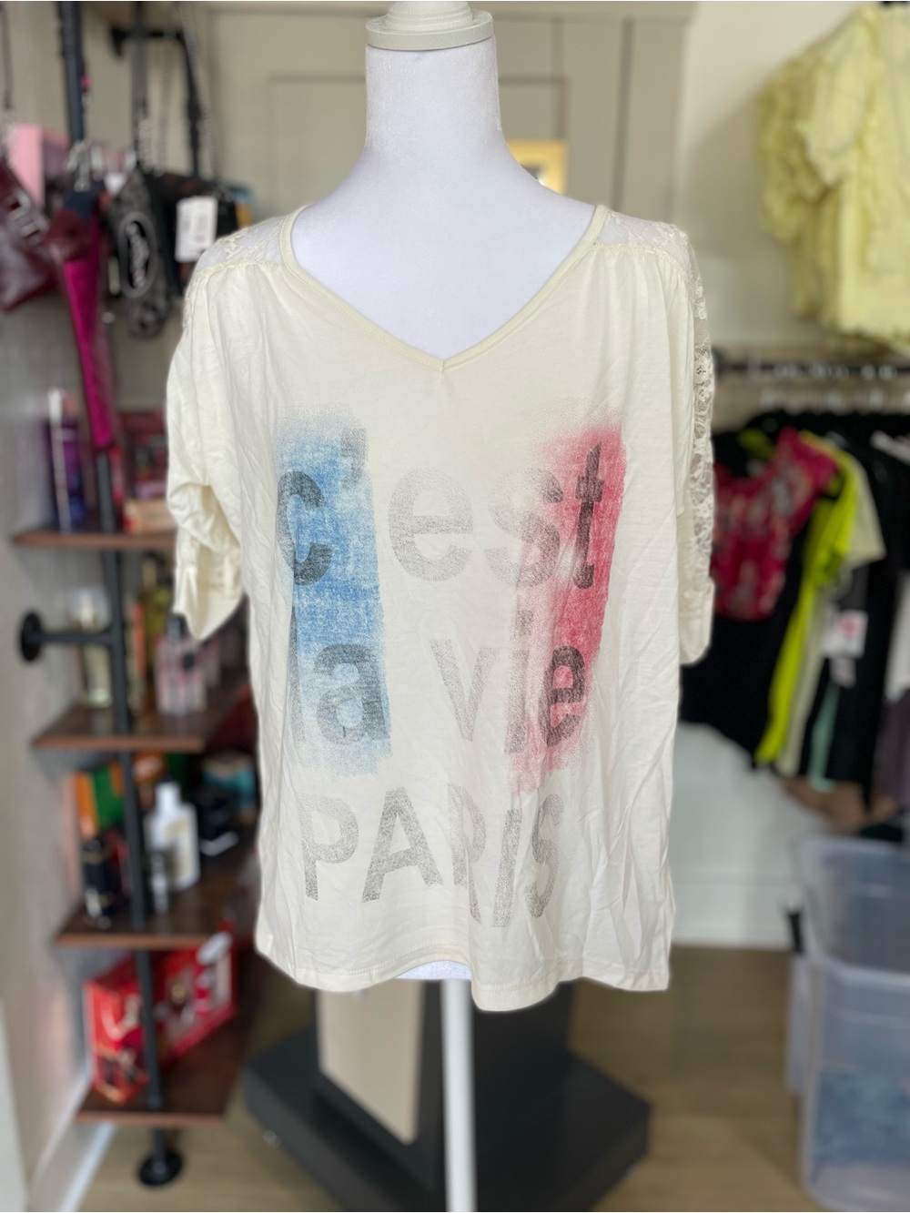 Energie Cream V-Neck Tee with Blue & Red Graphic Accents